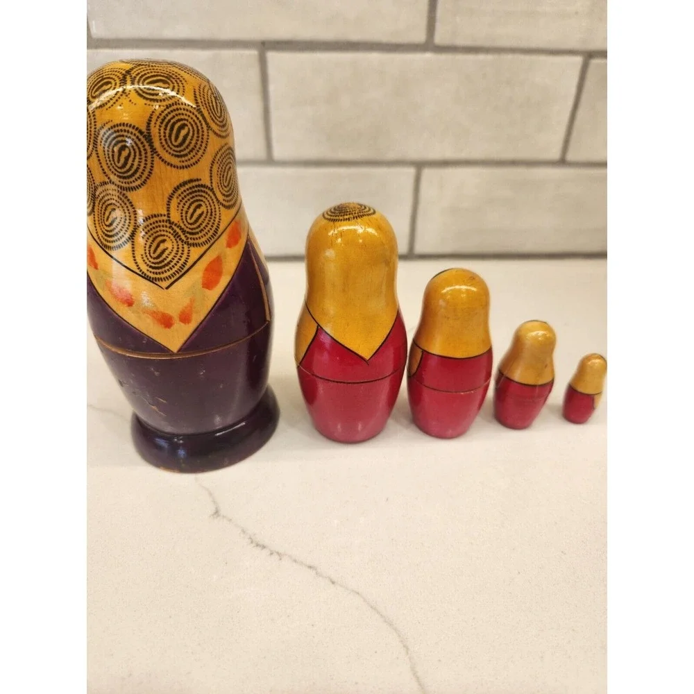 Vintage USSR Russian wooden‎ nesting Doll 5 dolls set.